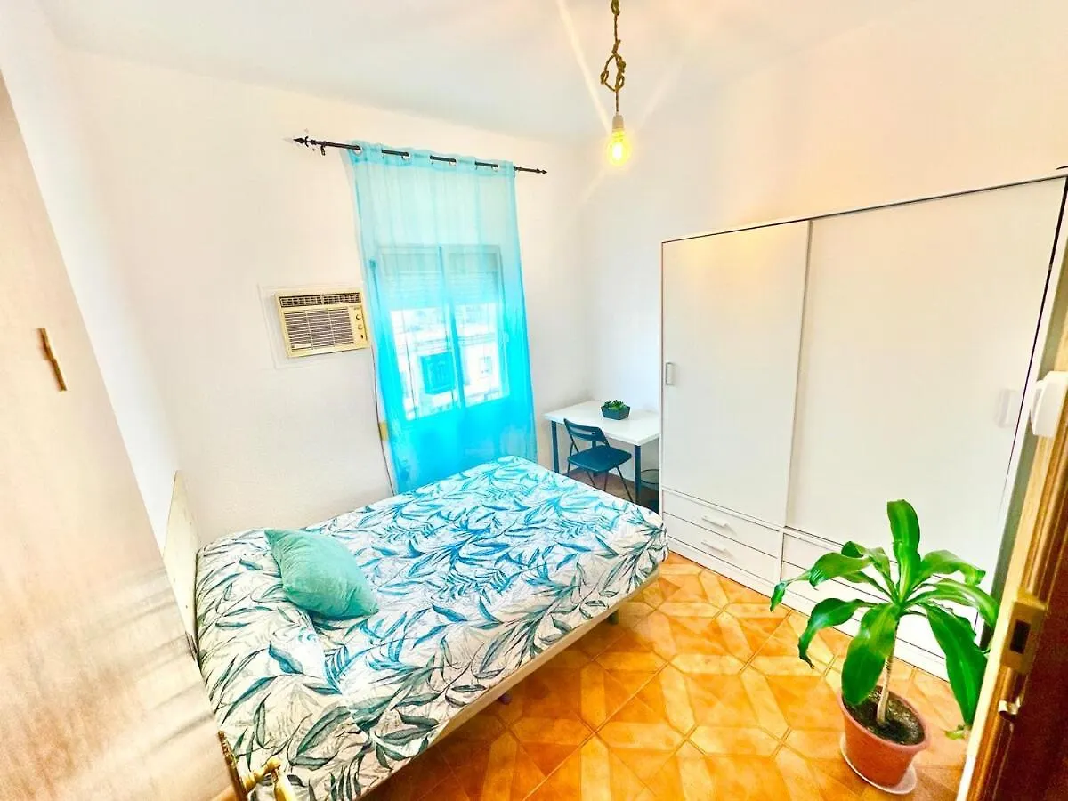 4 Habitaciones - Federico Molina 17 Huelva Espanha